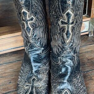 Men’s Corral cowboy boots